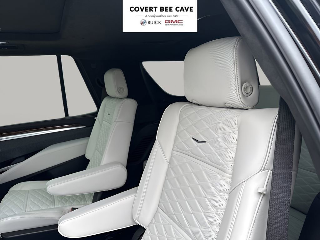 Used 2026 Cadillac Escalade Platinum Sport w/ LPO, Floor Liner Package image 23