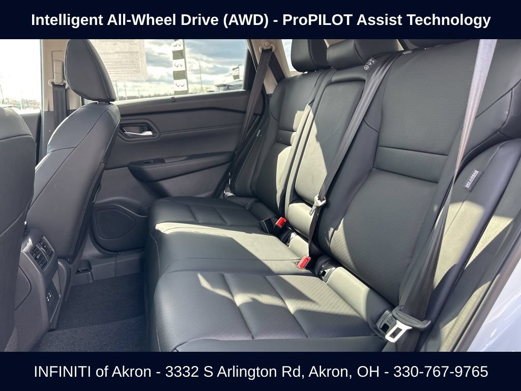Used 2026 Nissan Rogue SV w/ SV Premium Package AWD/4WD image 36
