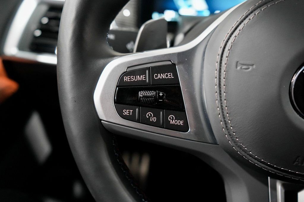 Used 2025 BMW X5 M60i image 15