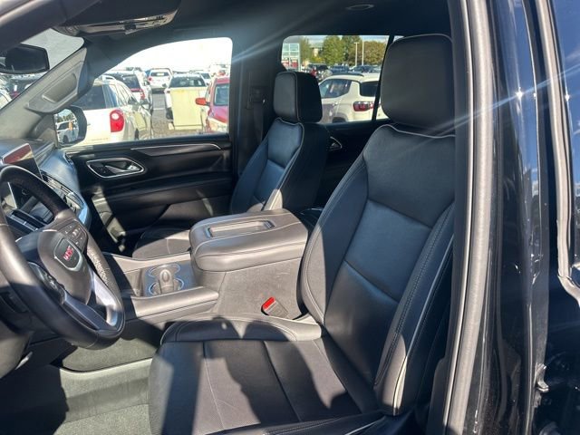 Used 2024 GMC Yukon SLT image 16
