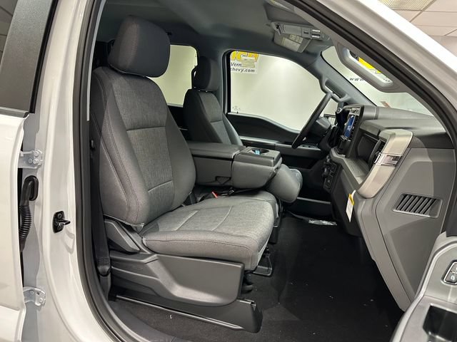 New 2026 Ford F250 XL w/ STX Appearance Package AWD/4WD image 7