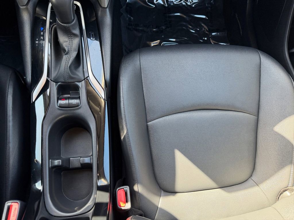 Used 2024 Toyota Corolla Cross XLE image 22