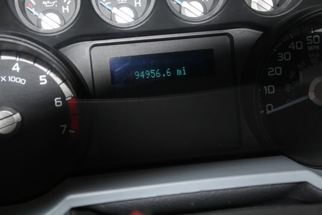 Used 2011 Ford F250 XL AWD/4WD image 23