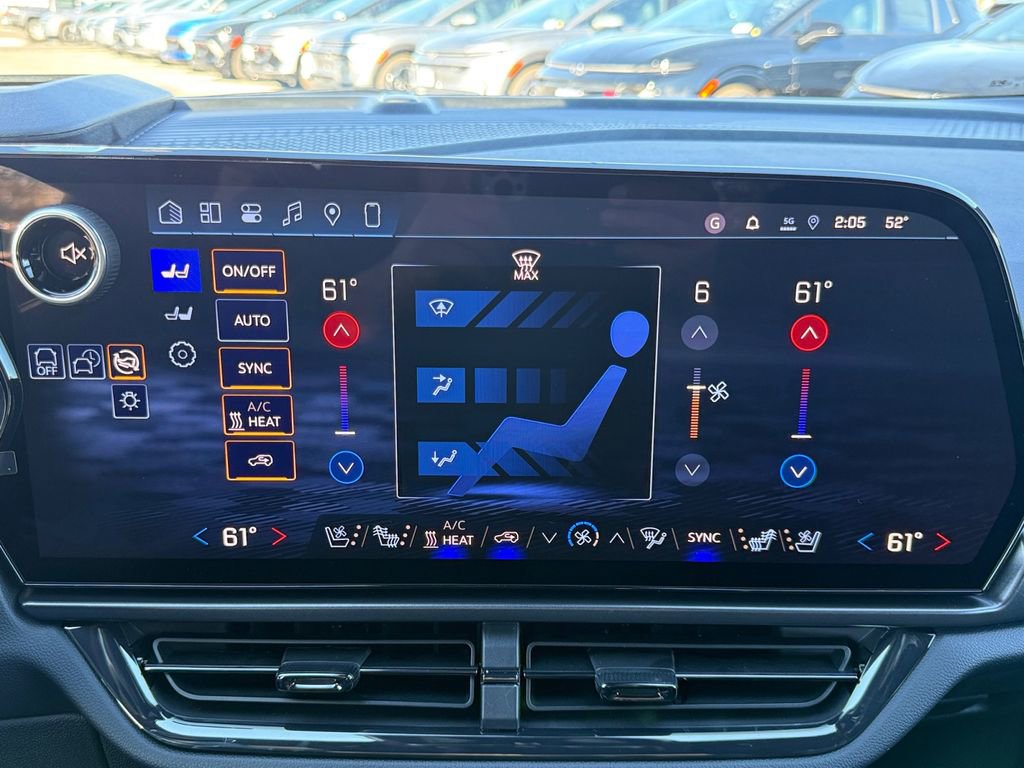 New 2026 Chevrolet Equinox EV RS w/ Convenience Package II image 17