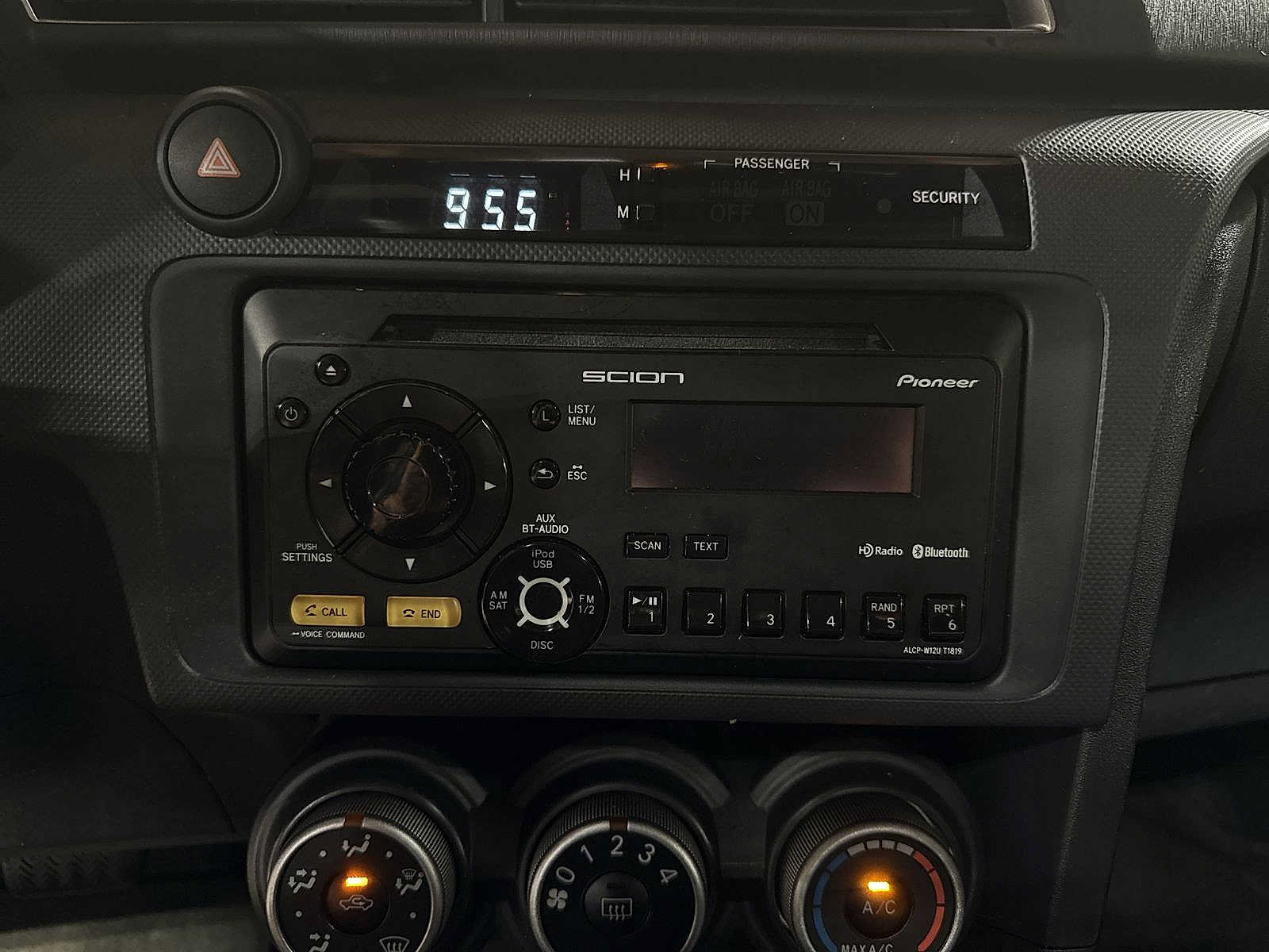 Used 2012 Scion tC FWD image 20