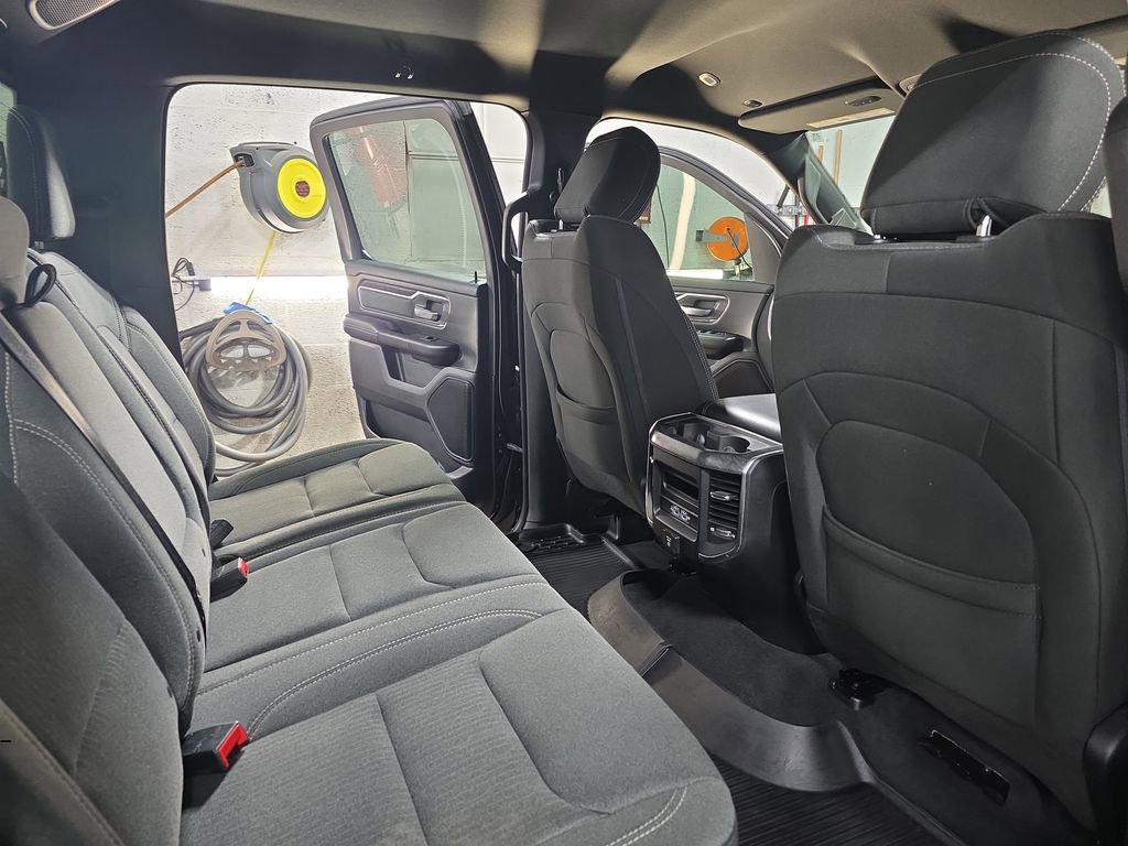 Used 2019 RAM 1500 Big Horn AWD/4WD image 11