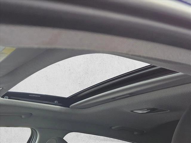 Certified 2025 Hyundai Elantra SEL FWD image 21