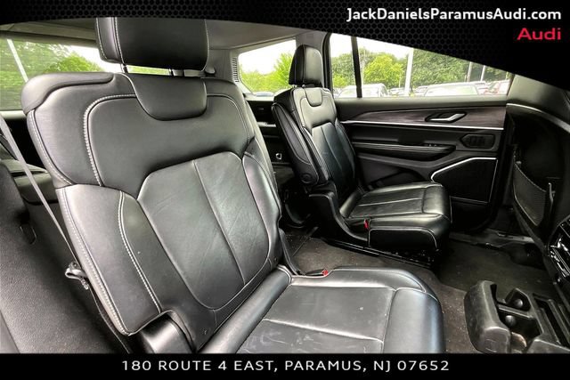Used 2021 Jeep Grand Cherokee L Limited AWD/4WD image 21