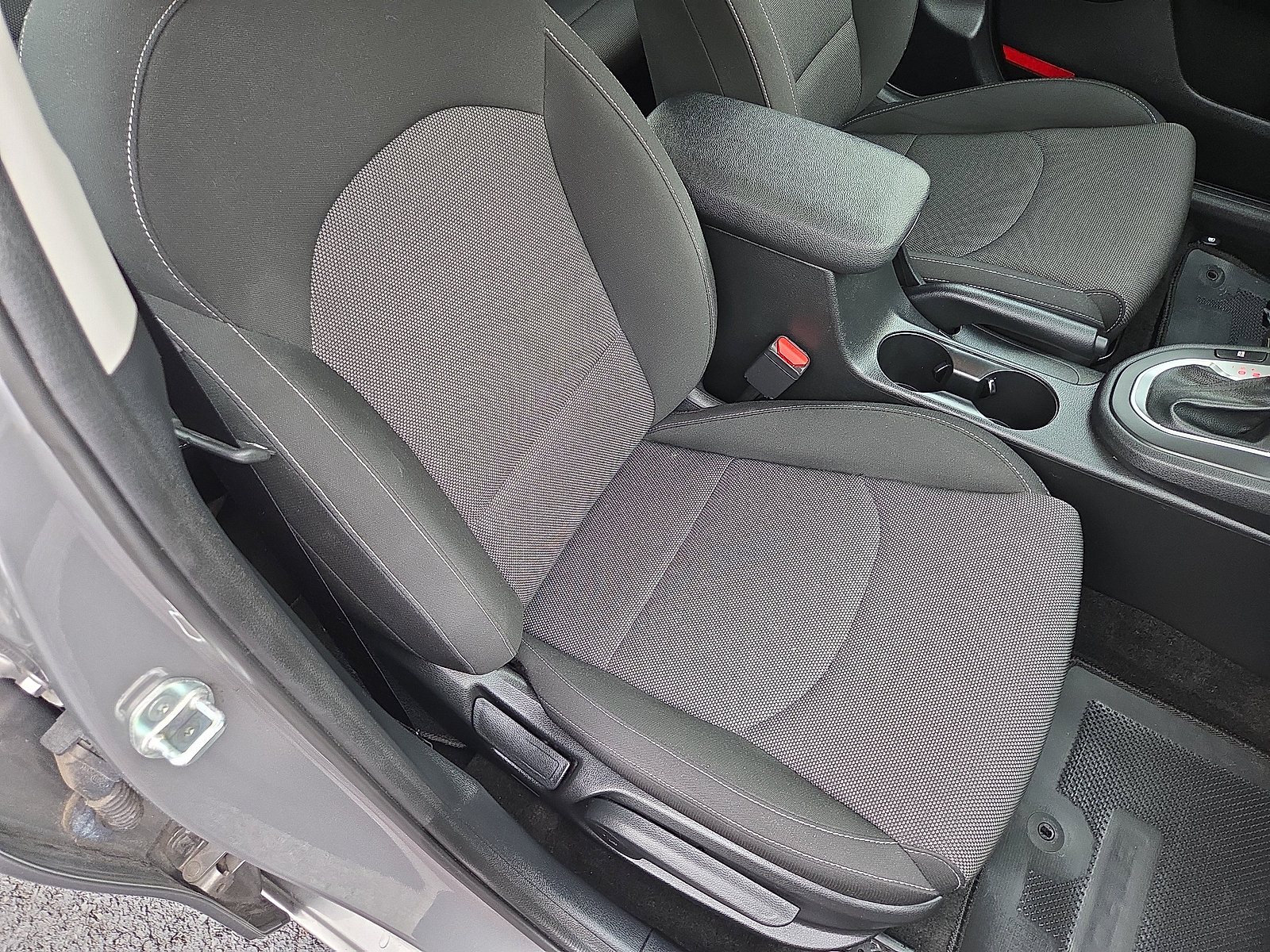 Used 2023 Kia Forte LXS FWD image 16