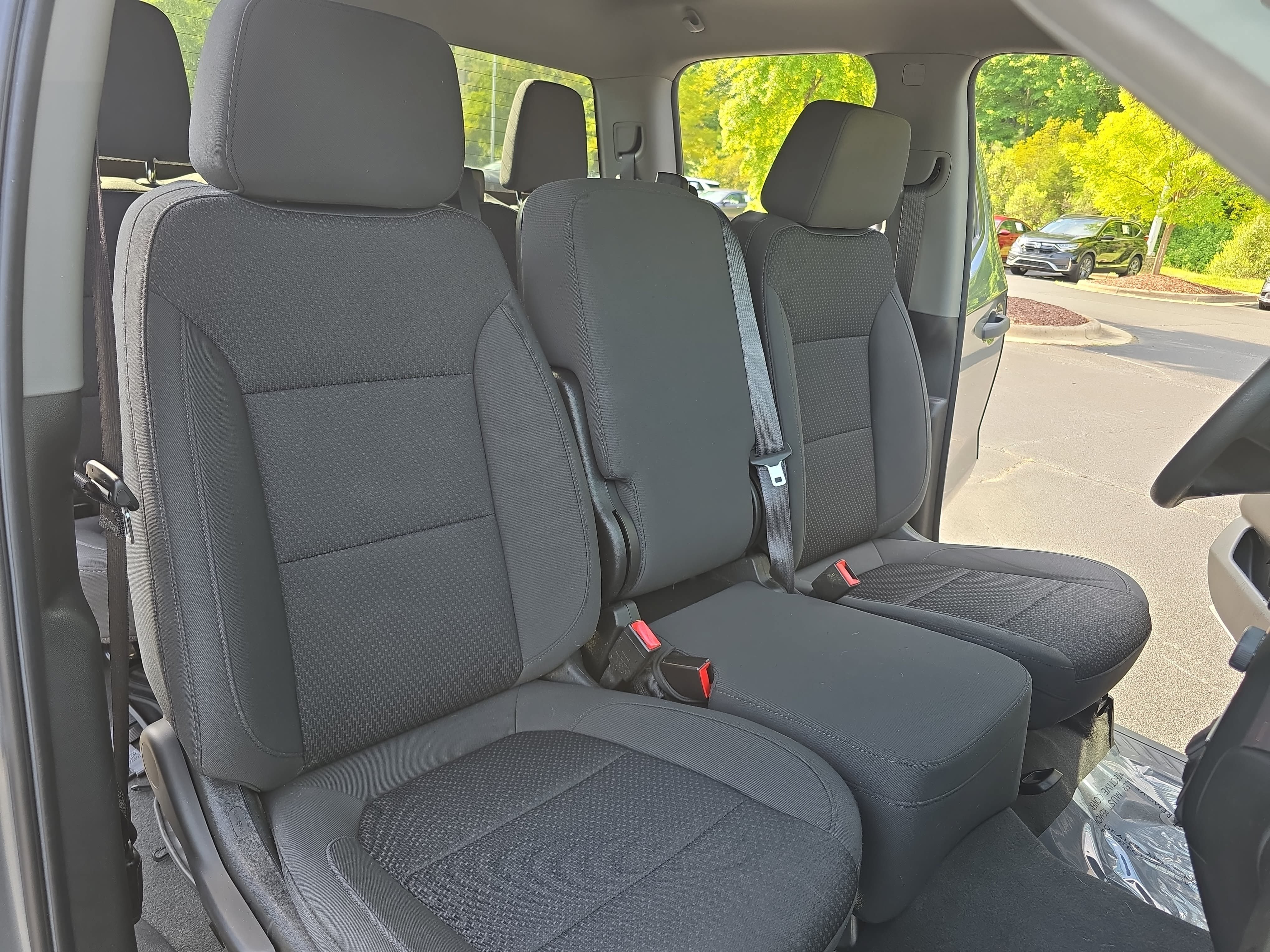 Used 2022 Chevrolet Silverado 1500 Custom AWD/4WD image 10