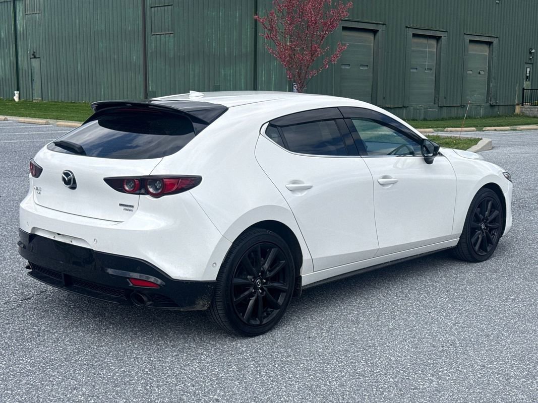Used 2021 MAZDA MAZDA3 Hatchback w/ Appearance Package AWD/4WD image 7
