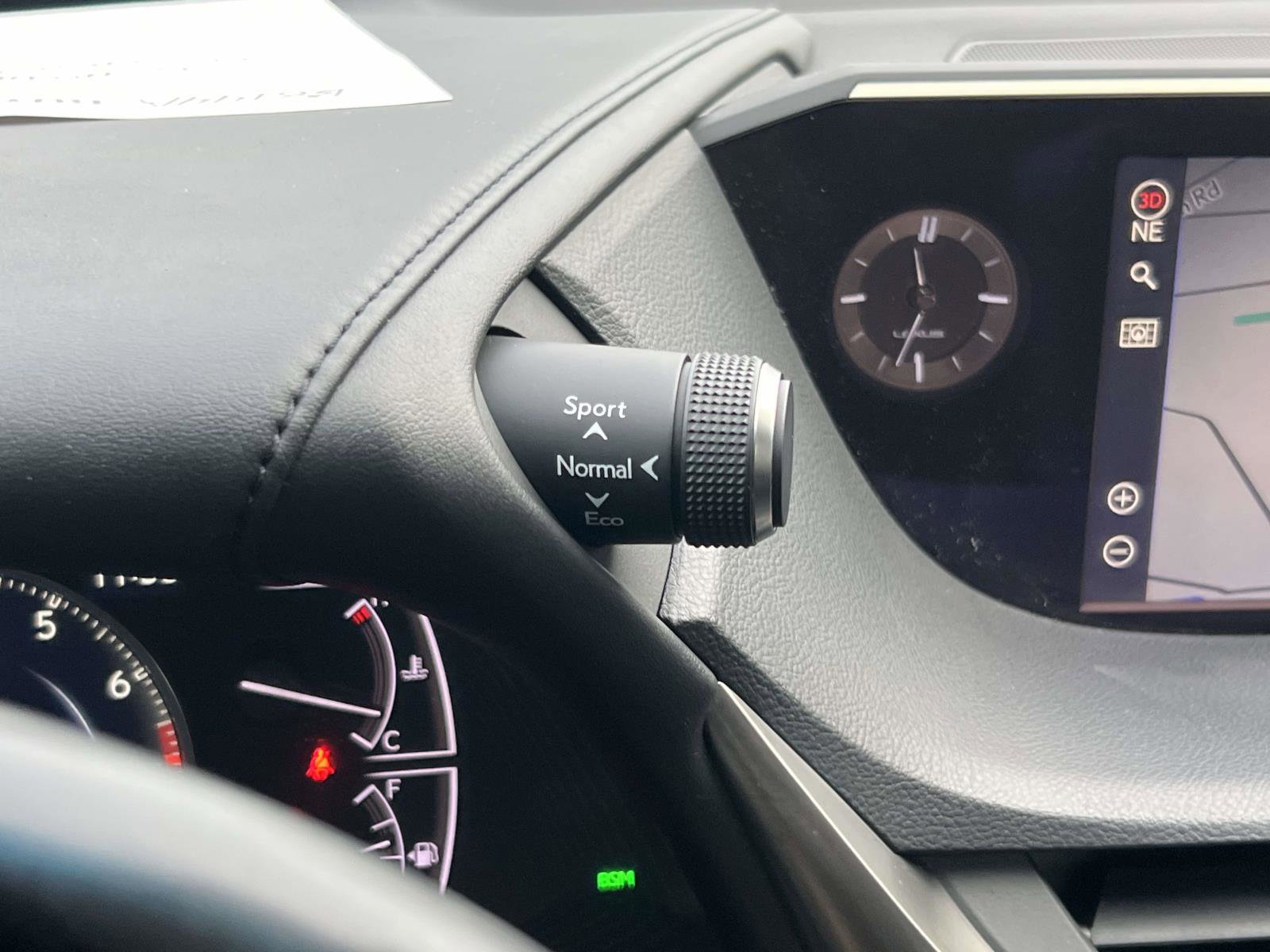 Used 2021 Lexus ES 350 w/ Premium Package image 18