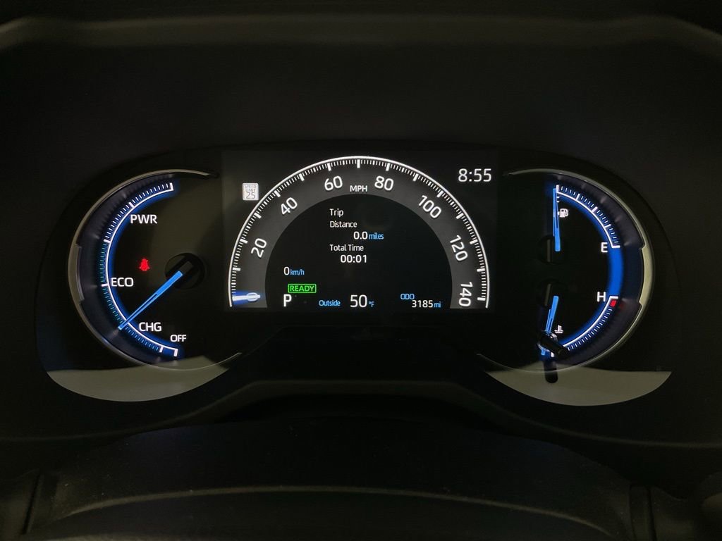 Used 2025 Toyota RAV4 LE image 27