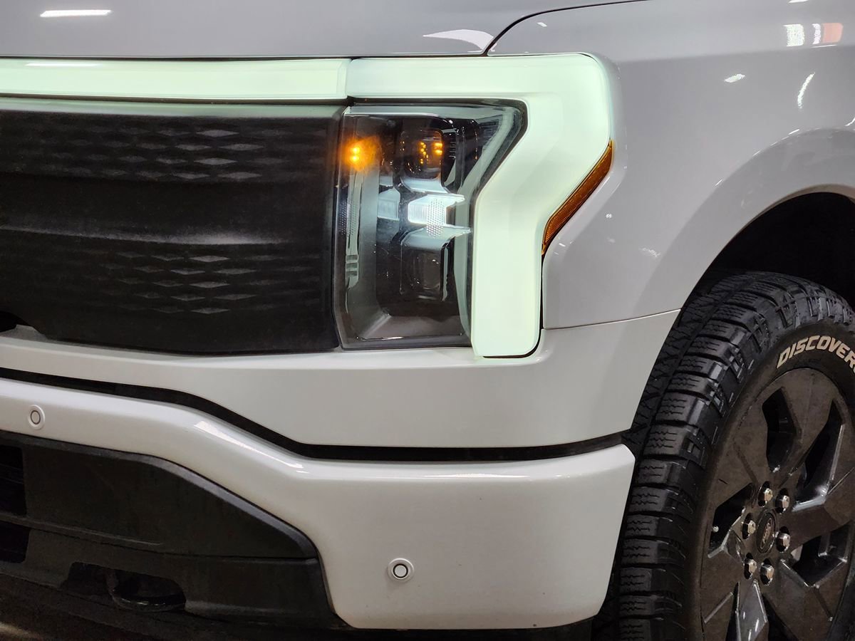 Used 2024 Ford F150 Lightning Flash AWD/4WD image 14