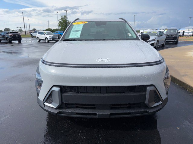 Used 2026 Hyundai Kona SEL Sport FWD image 4