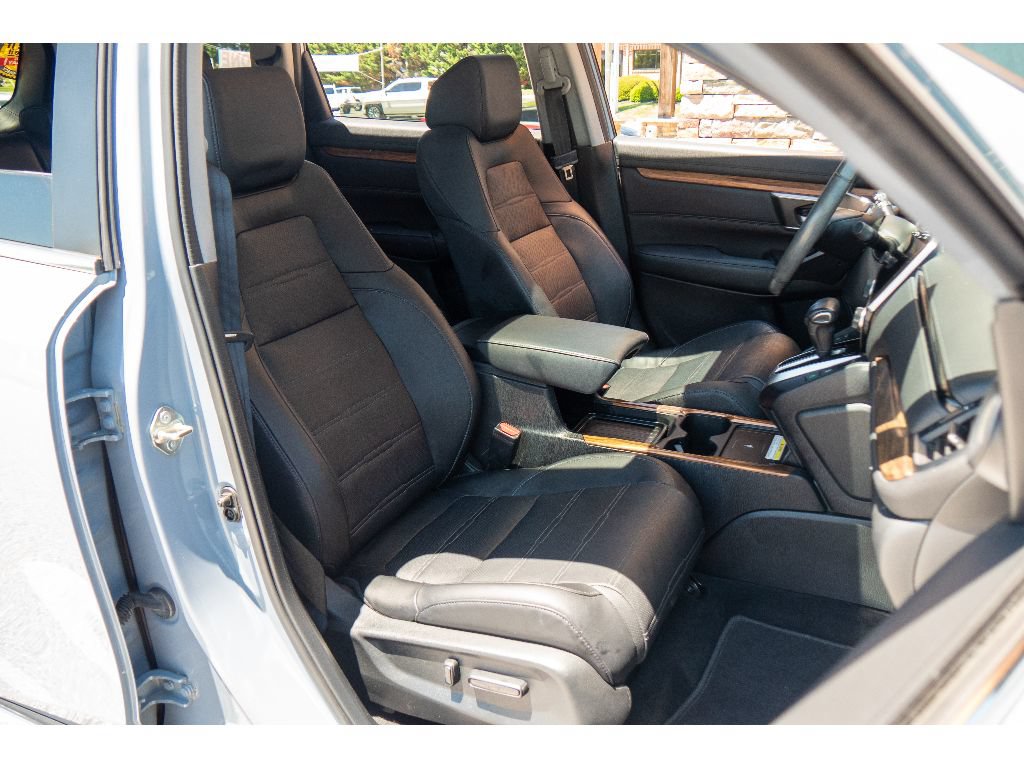 Used 2020 Honda CR-V Touring image 16