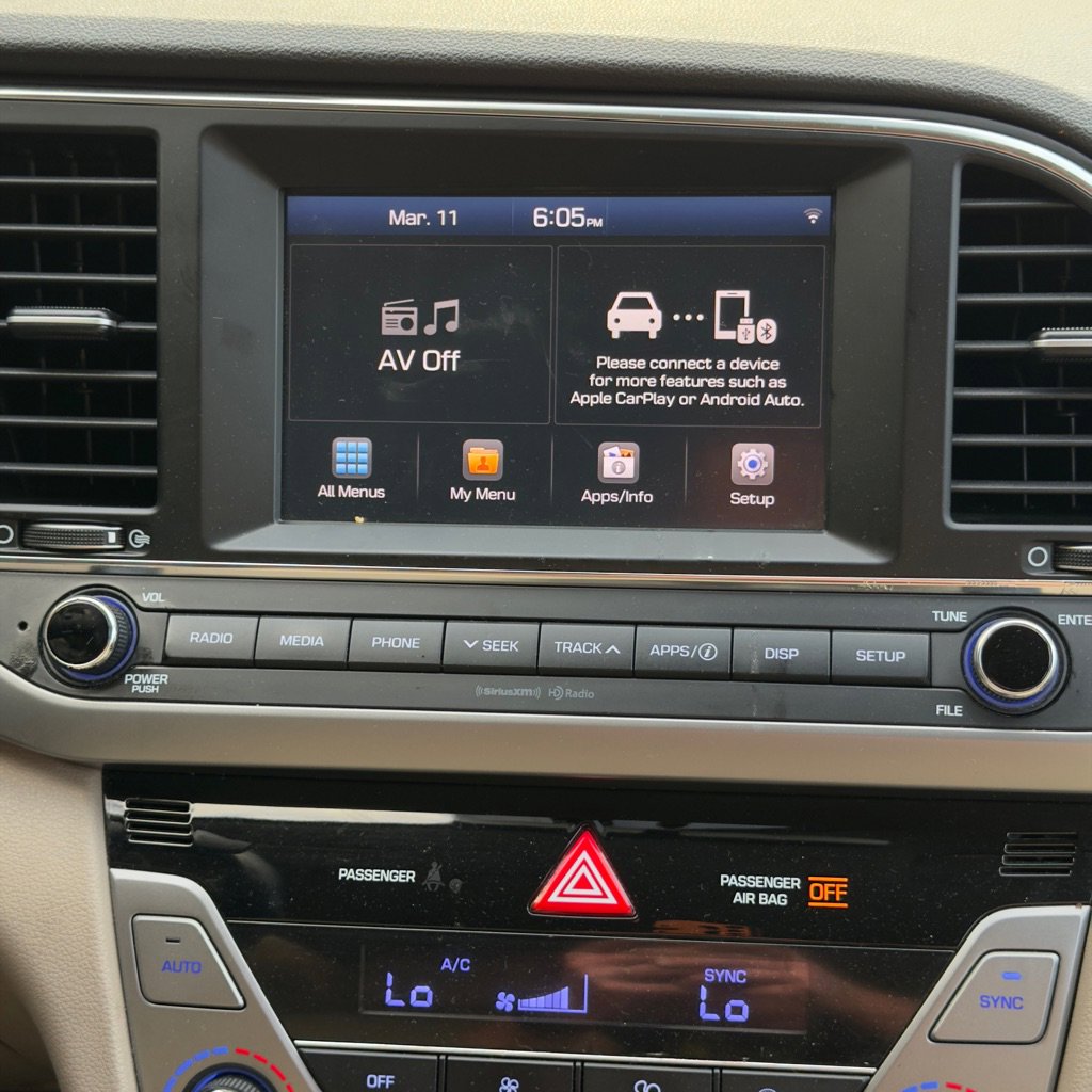 Used 2017 Hyundai Elantra SE w/ SE A/T Tech Package 03 image 41