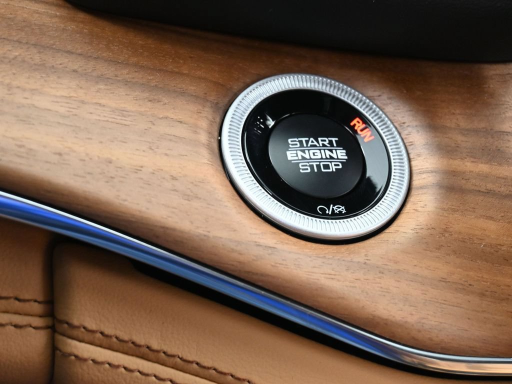 New 2025 Jeep Grand Cherokee Summit AWD/4WD image 35