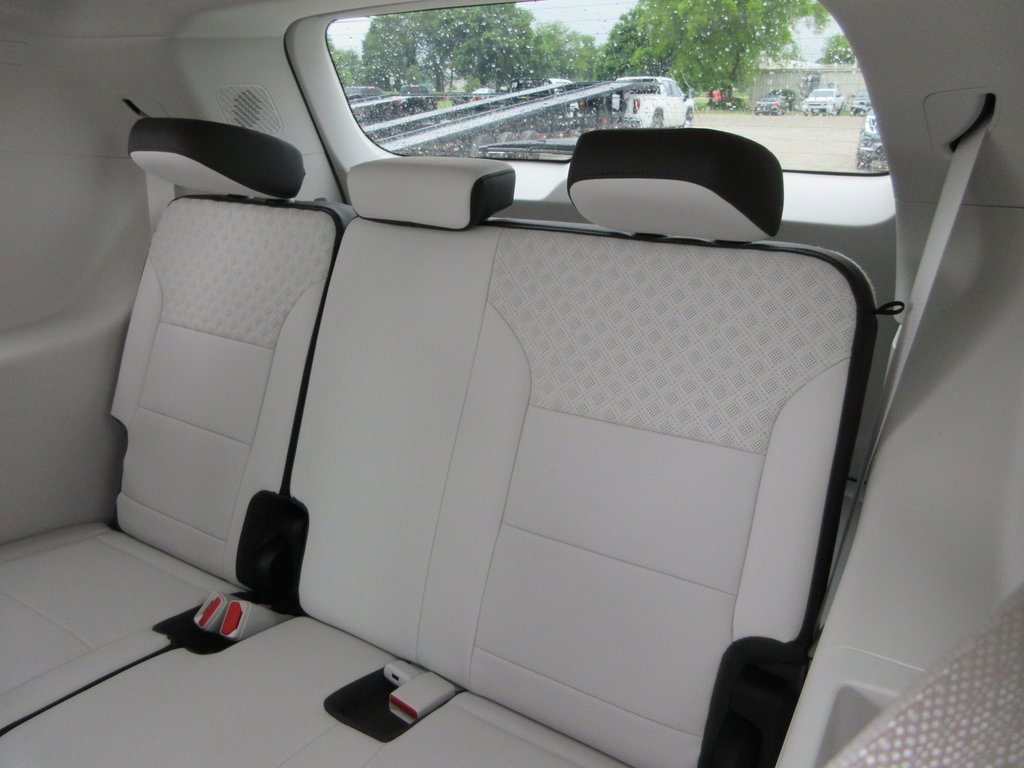 New 2025 GMC Acadia Denali image 16