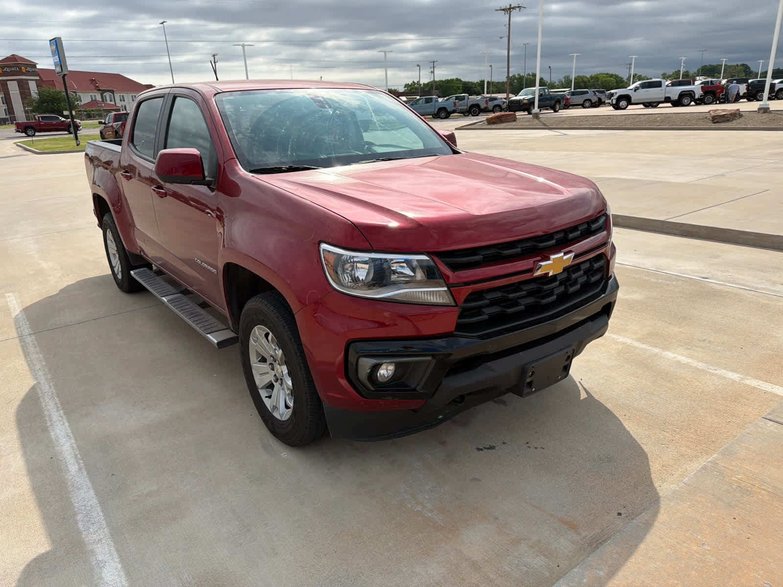 Used 2021 Chevrolet Colorado LT w/ LT Convenience Package AWD/4WD image 14