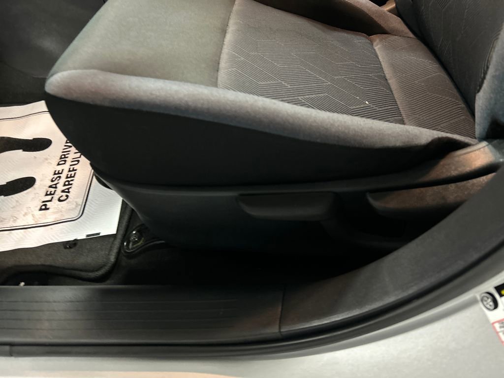 Used 2024 Nissan Versa SV w/ Trunk Package FWD image 11