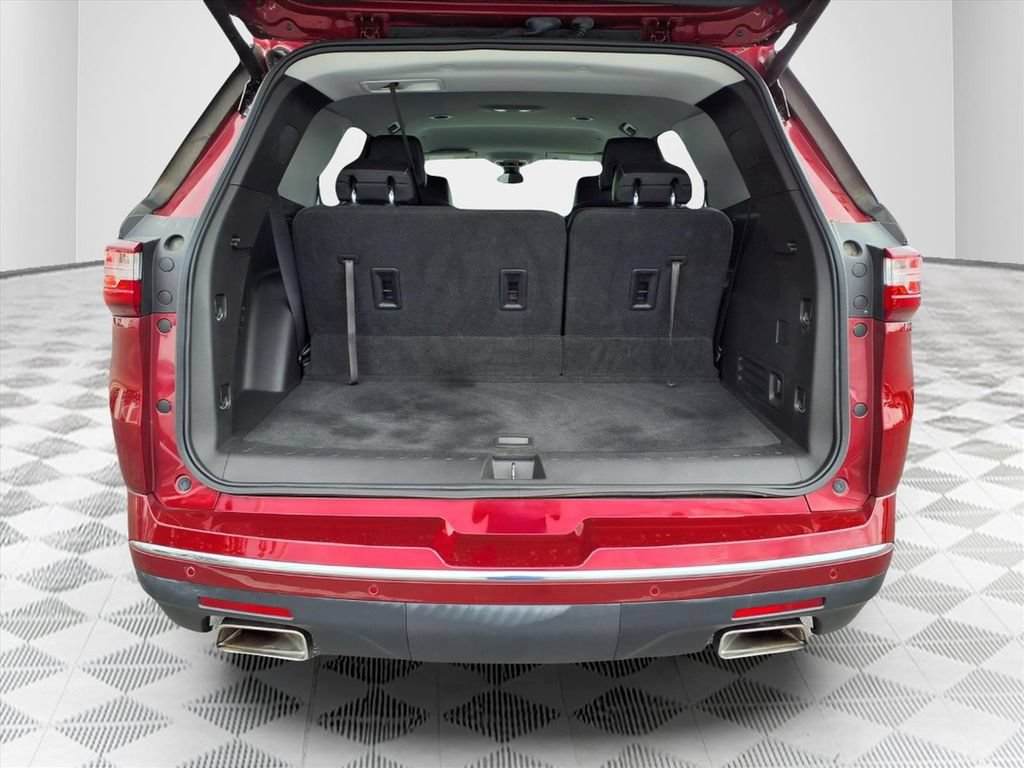 Certified 2018 Chevrolet Traverse Premier AWD/4WD image 9