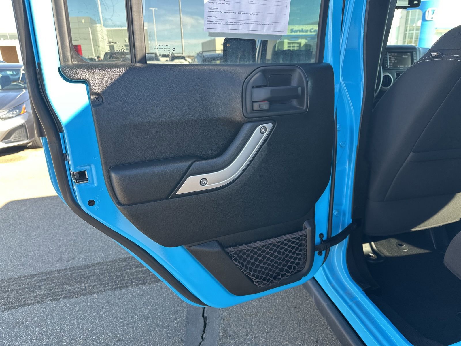 Used 2018 Jeep Wrangler Unlimited Rubicon w/ Cold Weather Group AWD/4WD image 24