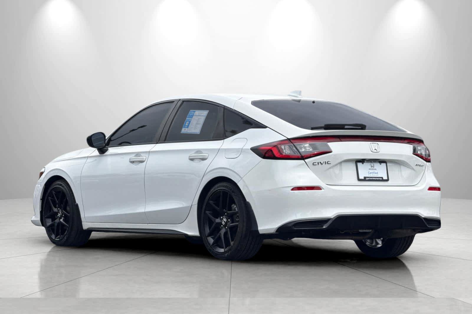 Used 2023 Honda Civic Sport image 6