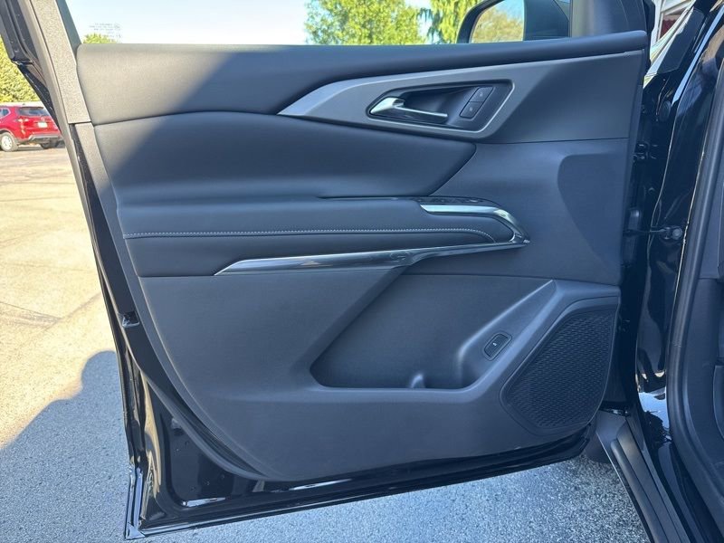 New 2026 Chevrolet Traverse LT w/ Driver Confidence Package image 15