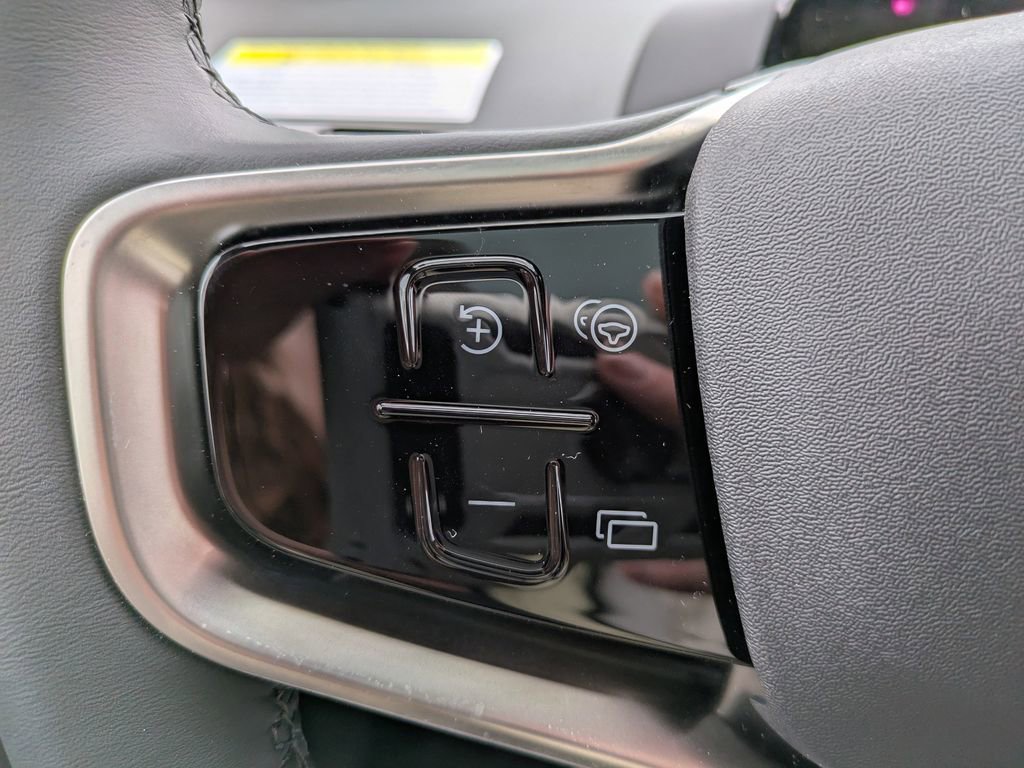 New 2026 Volvo EX30 Ultra w/ Protection Package image 24