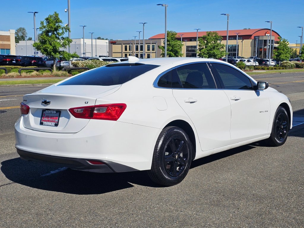 Used 2024 Chevrolet Malibu LT FWD image 5