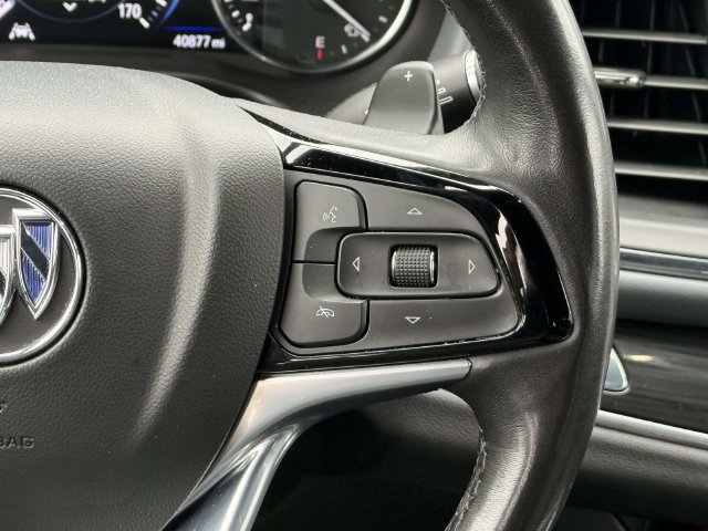 Used 2023 Buick Enclave Premium w/ Experience Buick Package FWD image 18