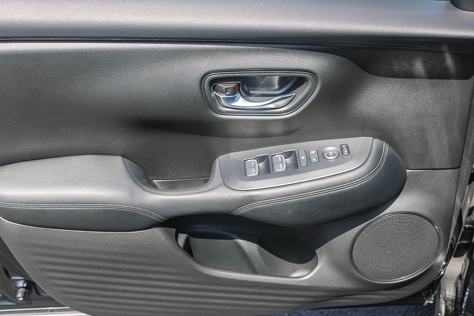 Certified 2023 Honda HR-V EX-L image 21