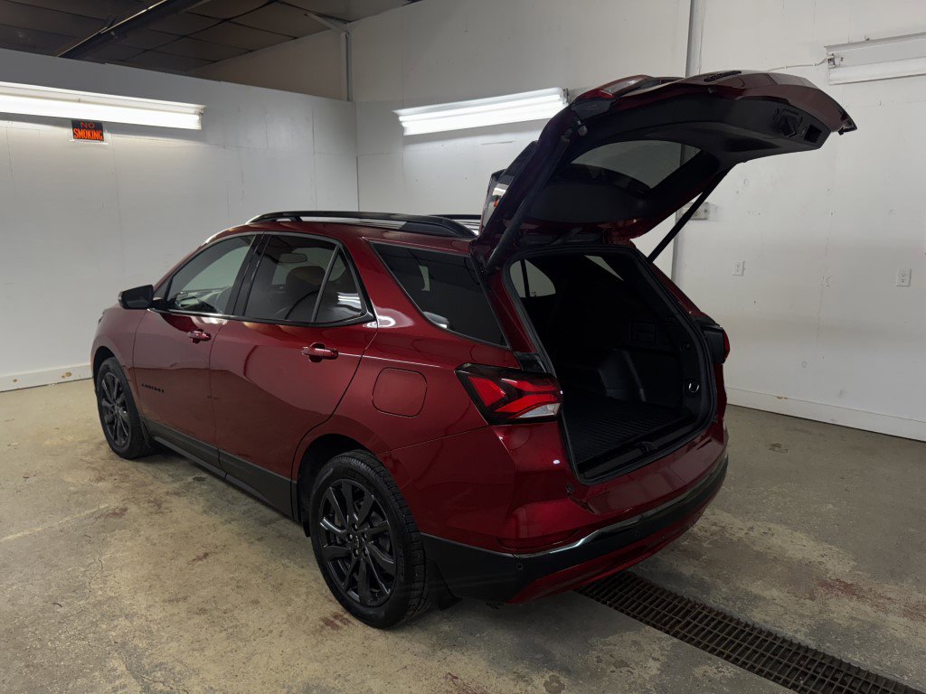Used 2022 Chevrolet Equinox RS w/ RS Leather Package AWD/4WD image 63