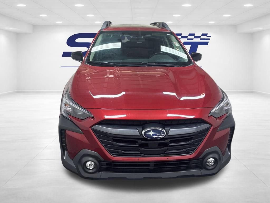 Used 2025 Subaru Outback Premium image 2