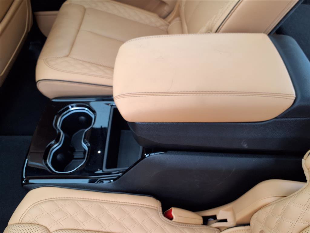 Used 2024 Jeep Grand Cherokee L Summit image 29