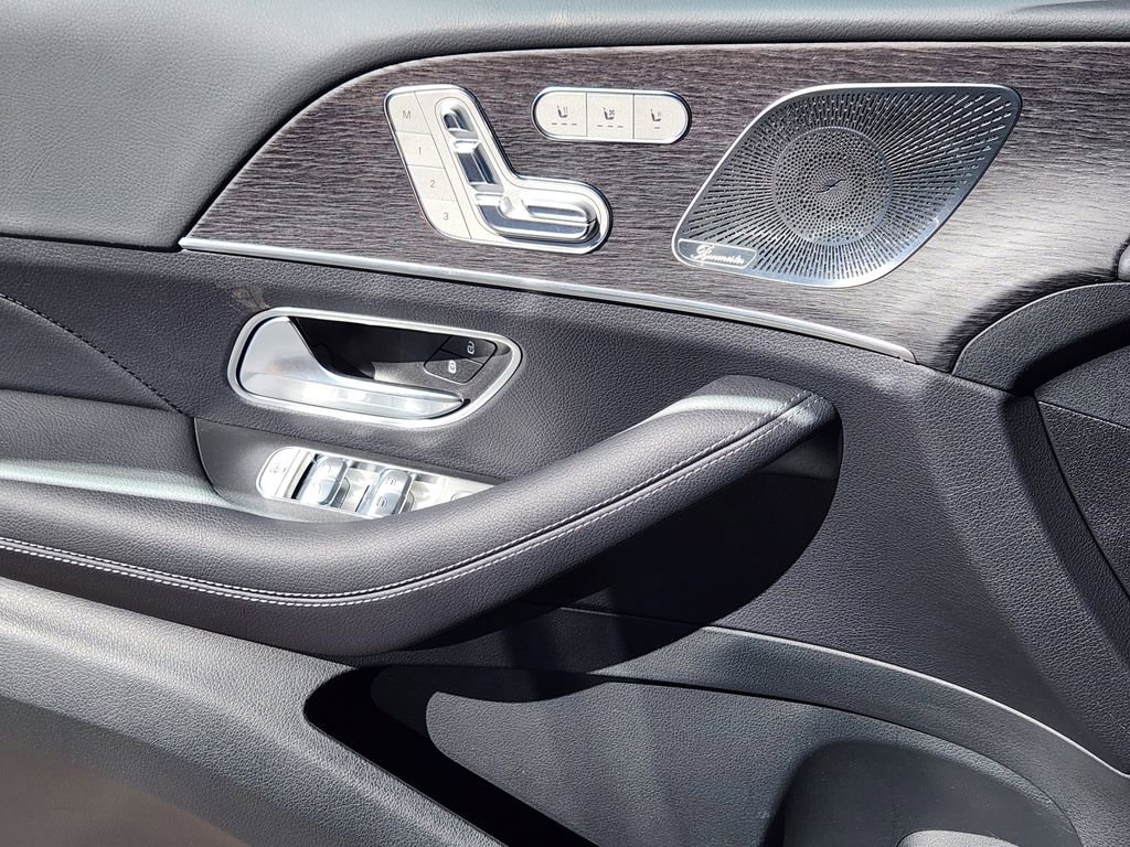 New 2026 Mercedes-Benz GLS 450 4MATIC image 22