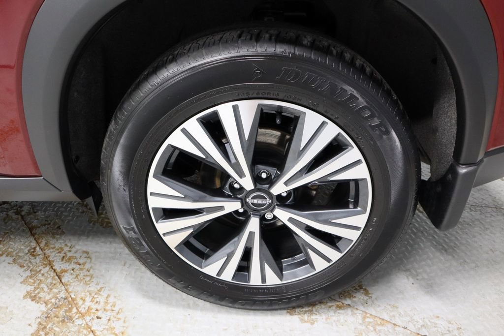 Certified 2023 Nissan Rogue SV image 18