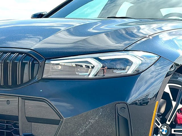 New 2026 BMW 330i Sedan w/ M Sport Package RWD image 35
