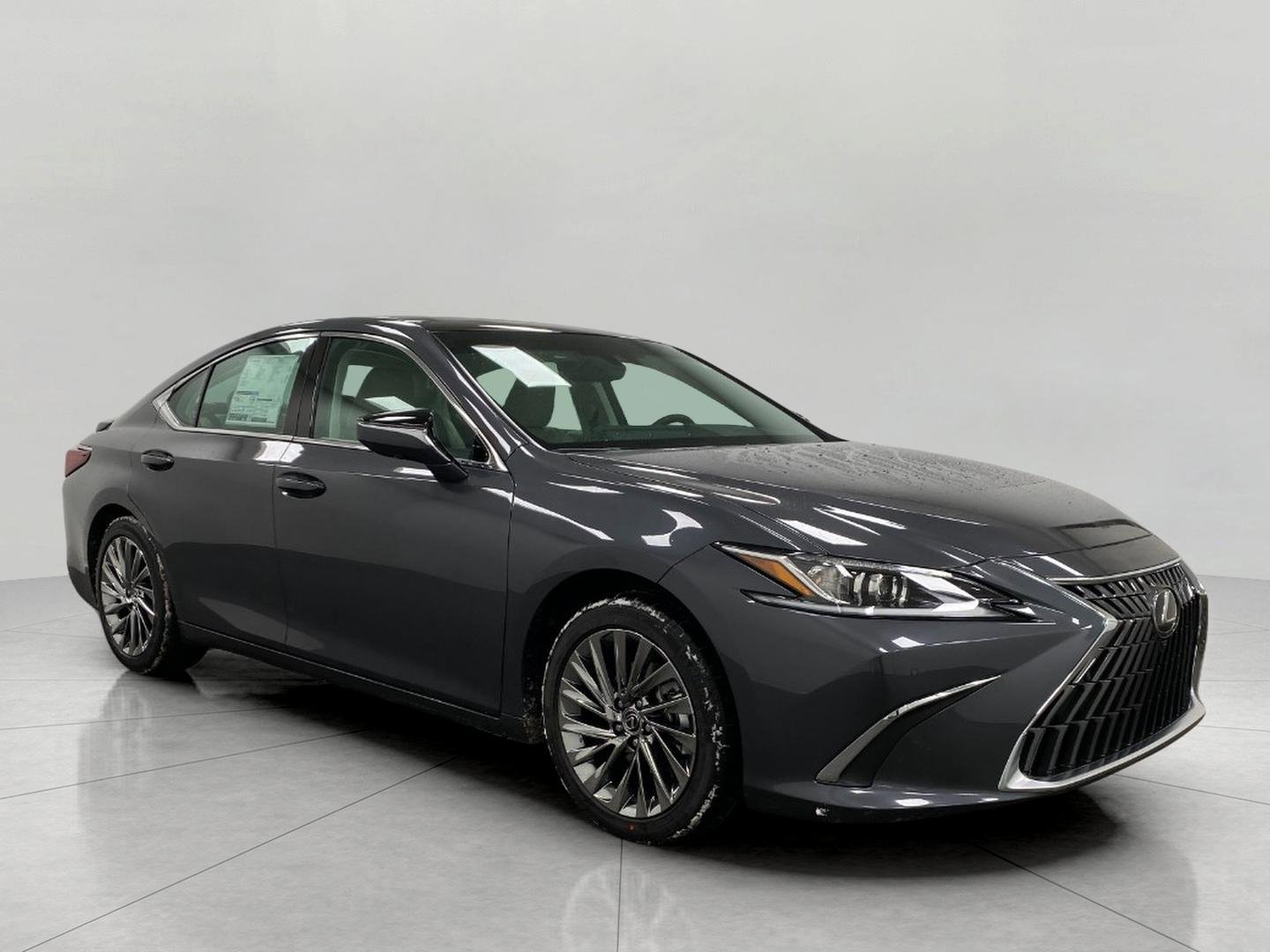 New 2025 Lexus ES 350 w/ Luxury Package