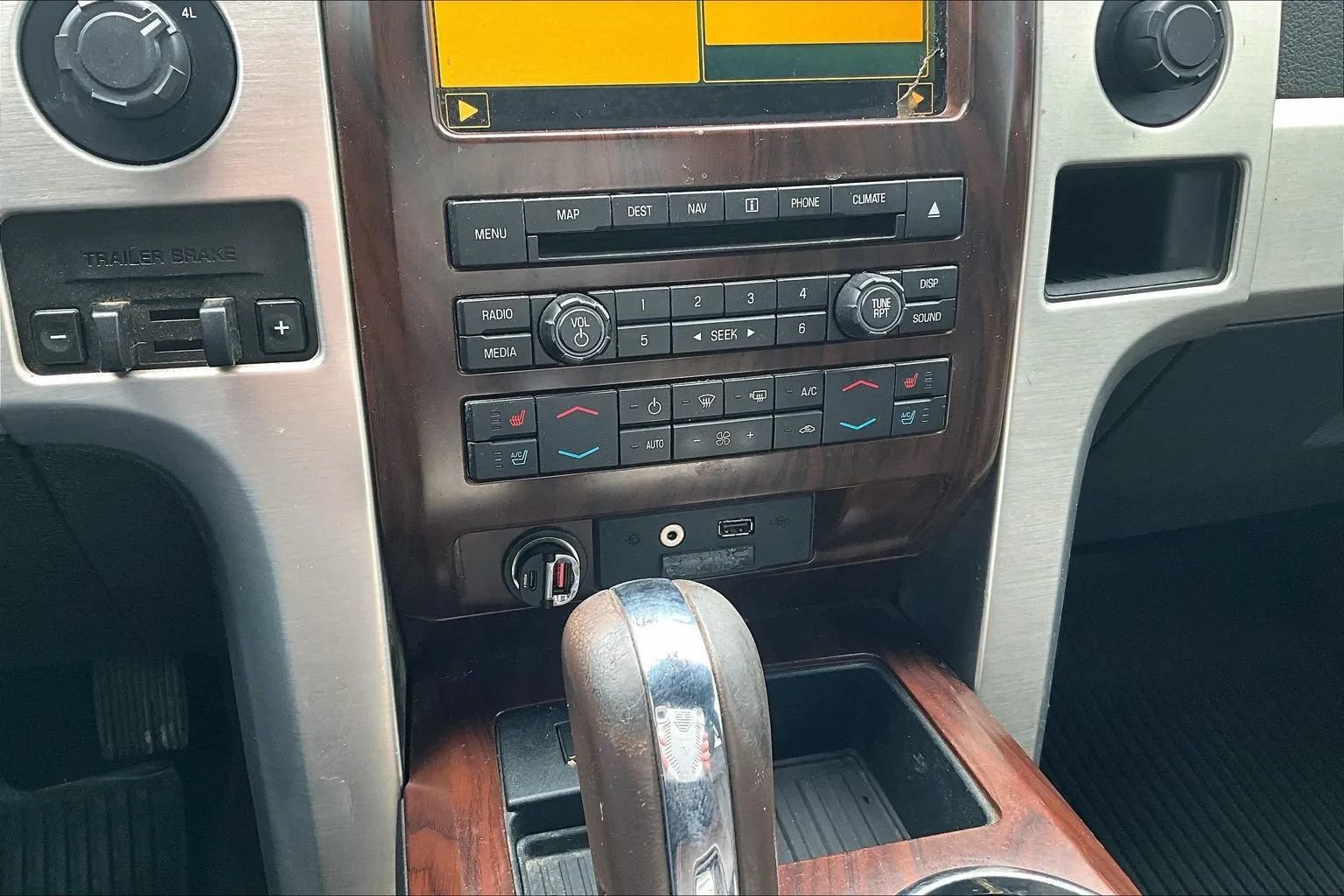 Used 2010 Ford F150 Platinum AWD/4WD image 22