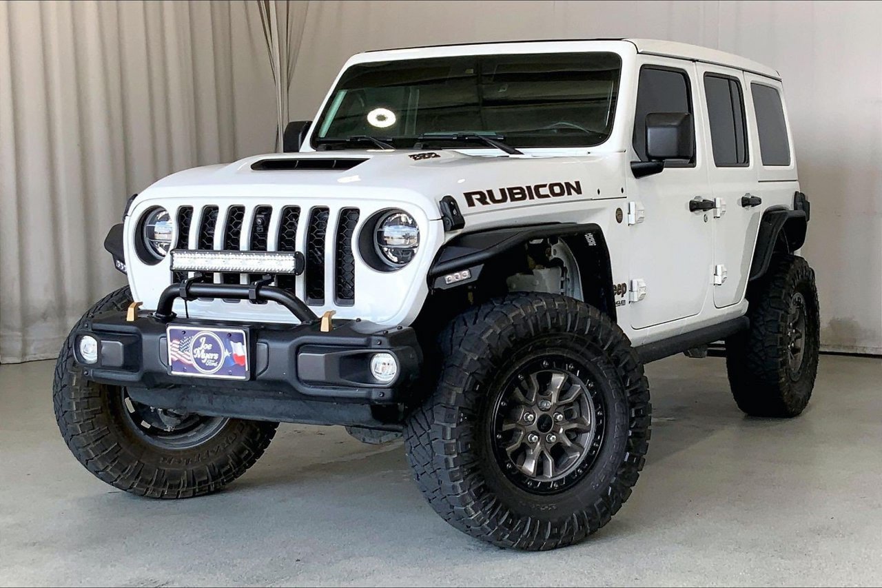 Used 2021 Jeep Wrangler Unlimited Rubicon w/ Trailer Tow Package AWD/4WD image 2