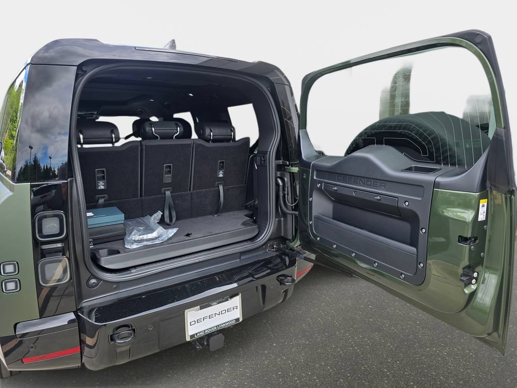 New 2026 Land Rover Defender 130 X AWD/4WD image 12