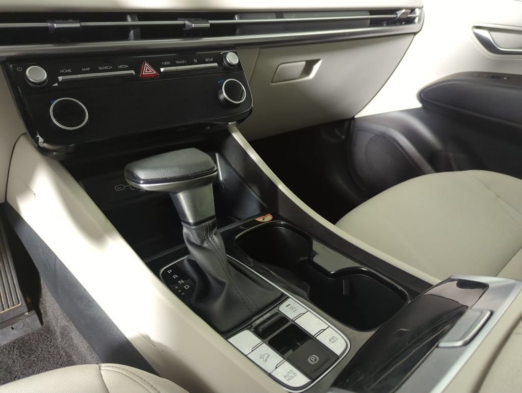 Used 2025 Hyundai Tucson SEL FWD image 19