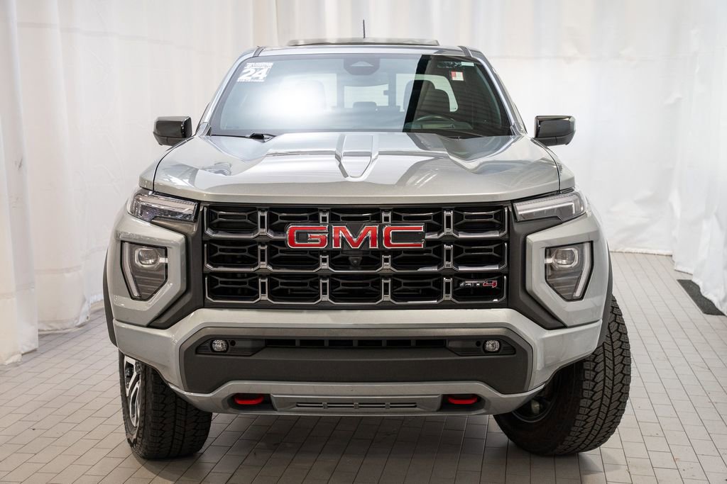 Used 2024 GMC Canyon AT4 w/ AT4 Premium Package image 3
