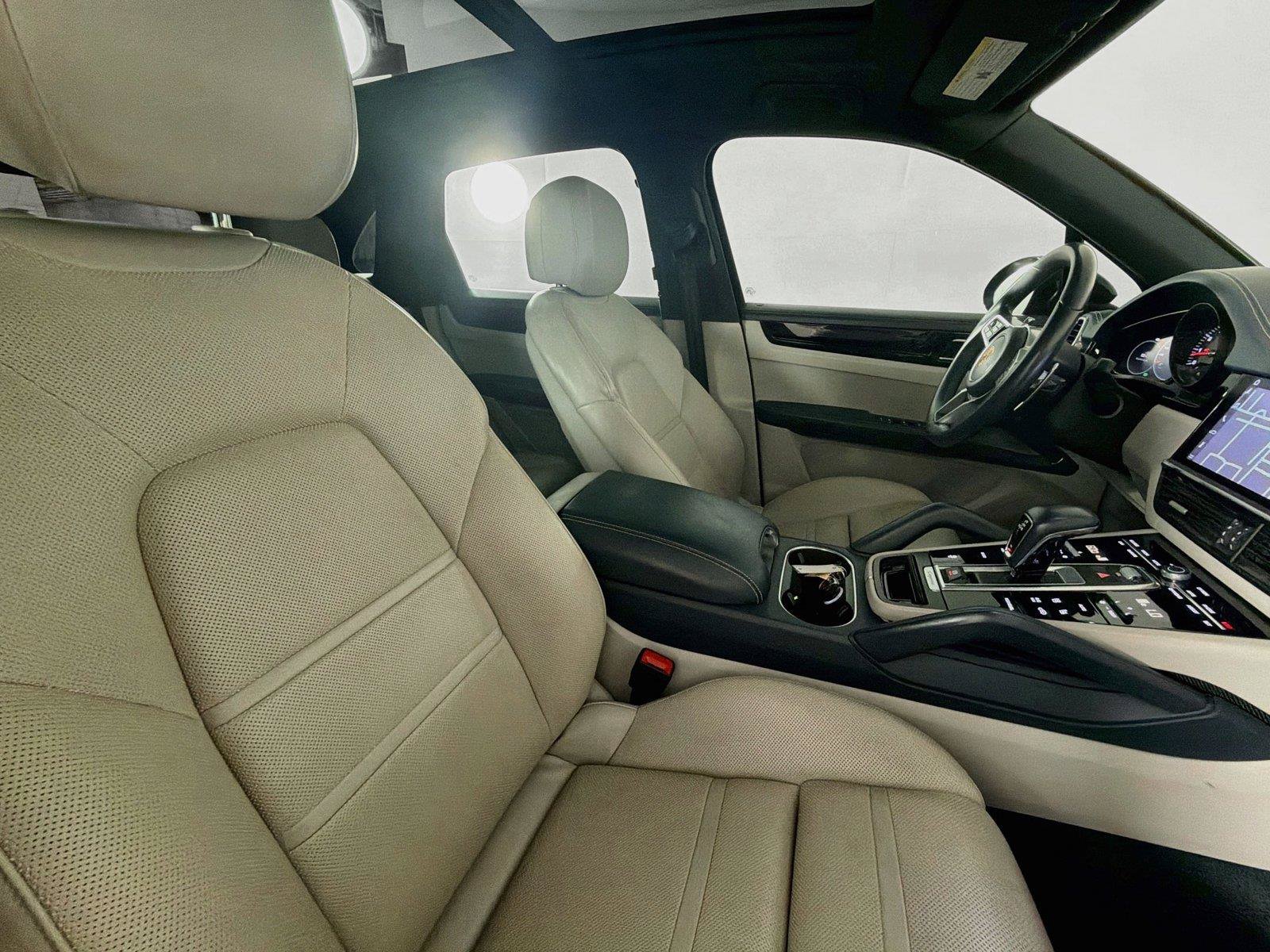 Certified 2020 Porsche Cayenne AWD/4WD image 28