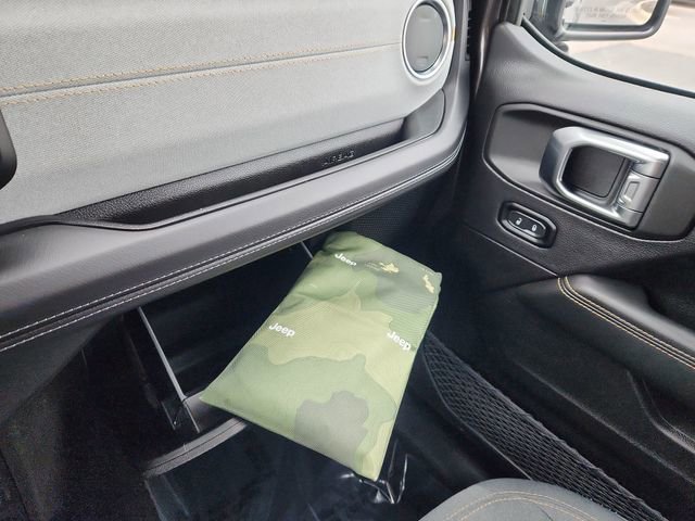 Used 2025 Jeep Wrangler Sahara 4xe w/ Safety Group image 47