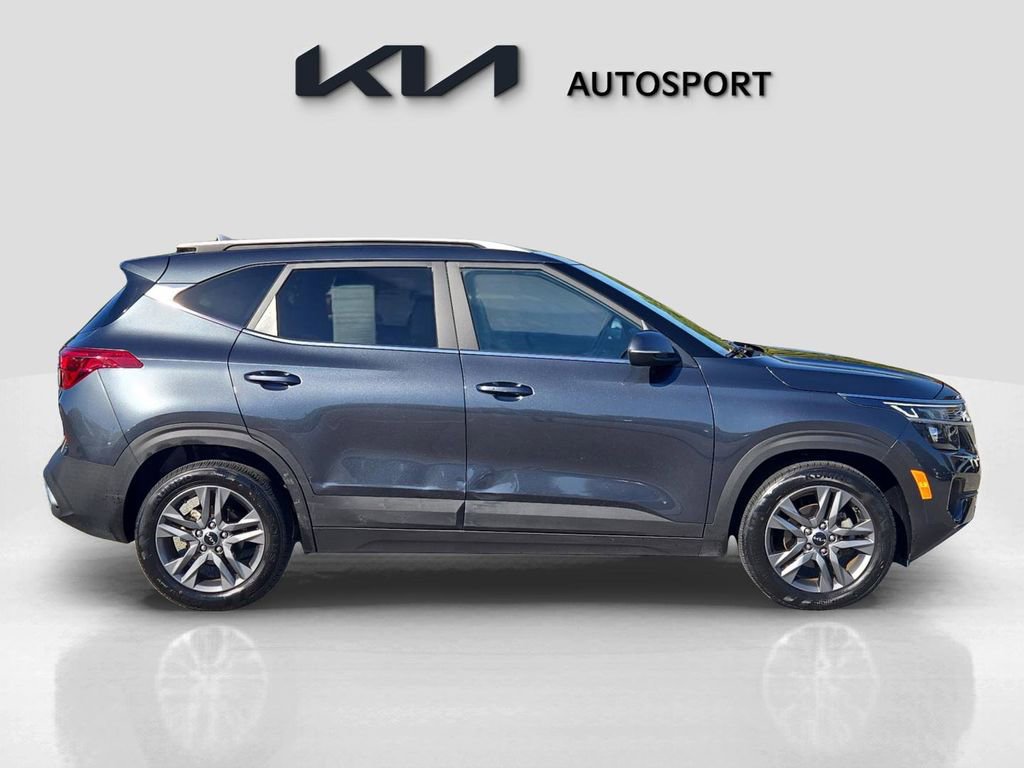 Certified 2023 Kia Seltos S w/ Navigation Package image 7