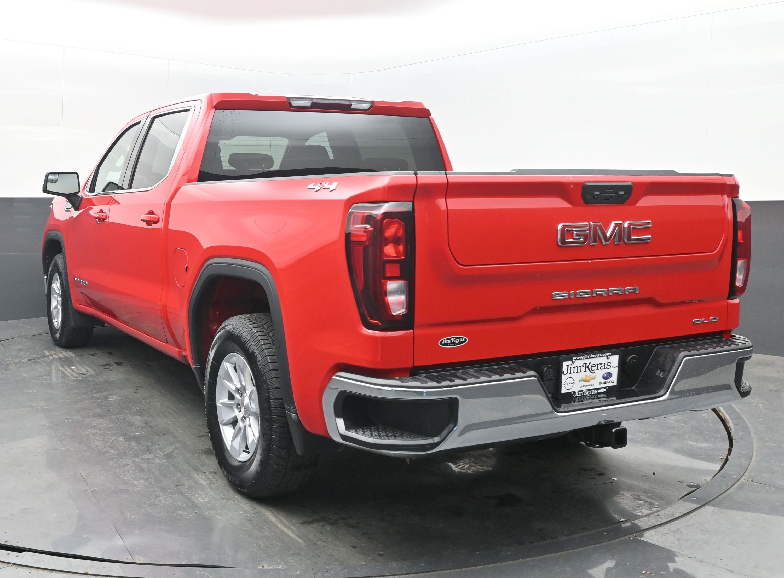 Used 2024 GMC Sierra 1500 SLE image 8