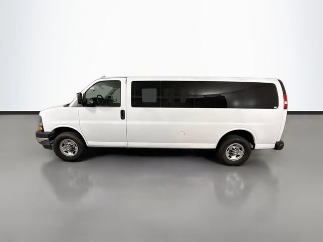 Used 2024 Chevrolet Express 3500 LT w/ LT Preferred Equipment Group RWD image 4